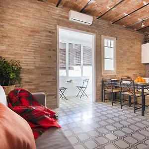 Happy People Sagrada Familia St Pau Apartamento