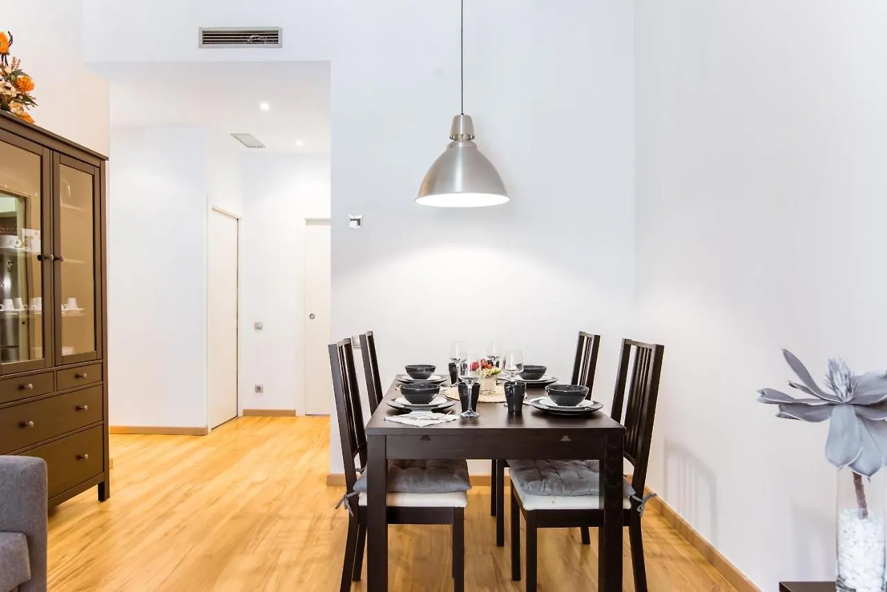 One Bedroom Apartment Close To Beach Barcelona Spain