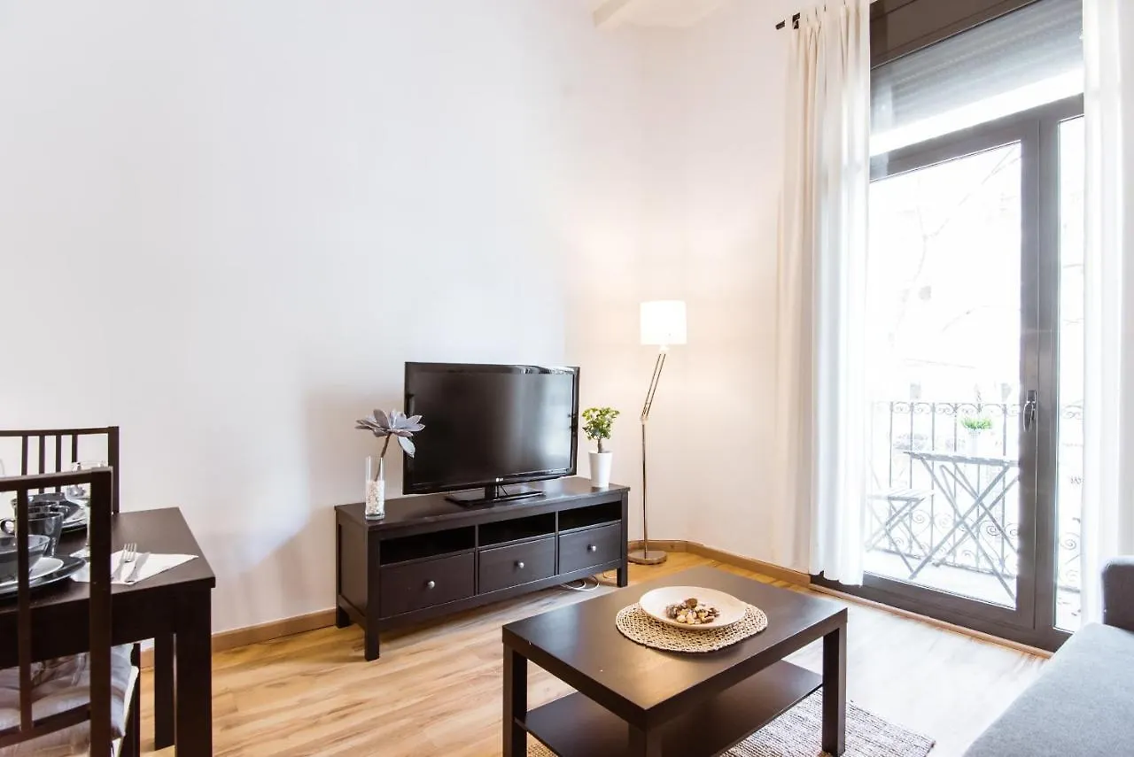 One Bedroom Apartment Close To Beach Barcelona